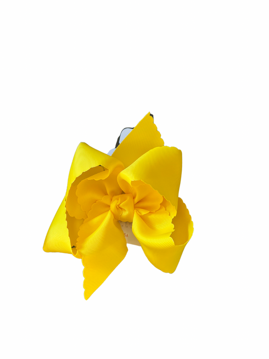Yellow Scallop Bow