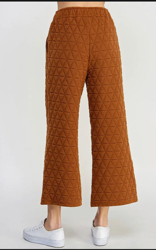 Quilted Long Tucked Plus Pants