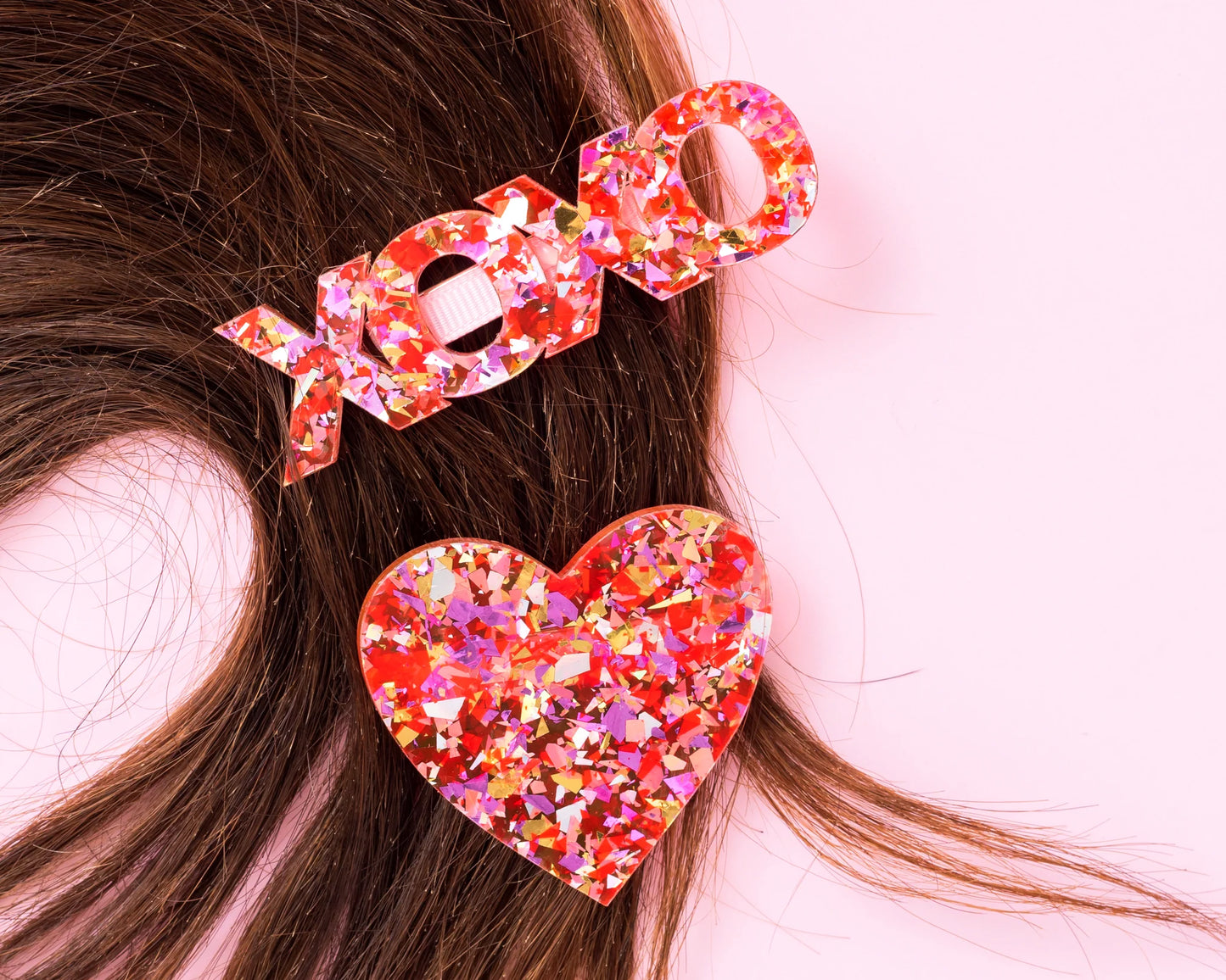 XOXO hair clip